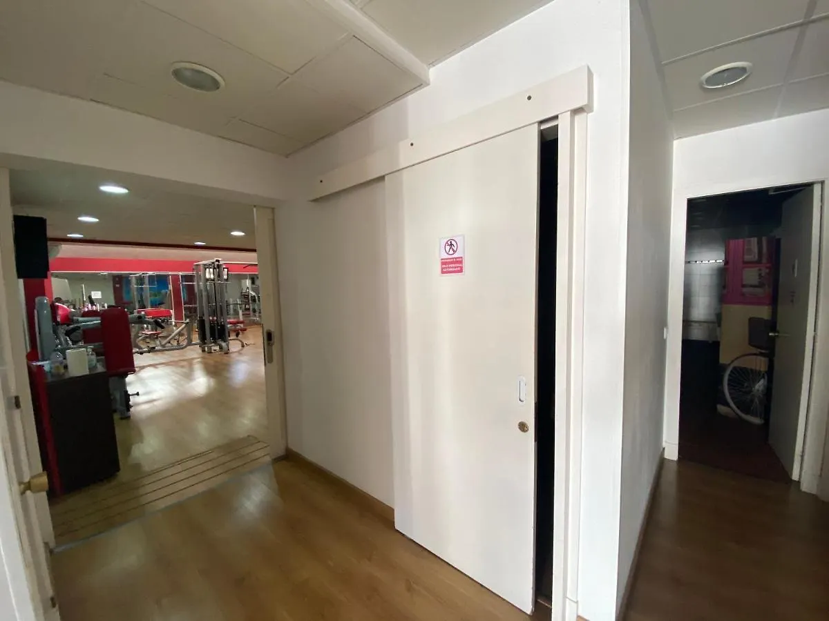 Hostel & Gym Relise - Albergue Juvenilサン・リュイス スペイン