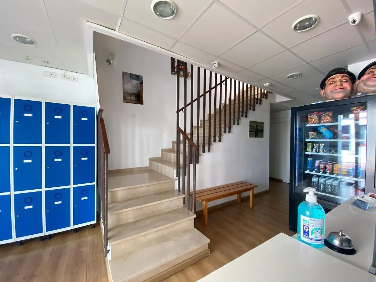 Hostel & Gym Relise - Albergue Juvenil Sant Lluís España