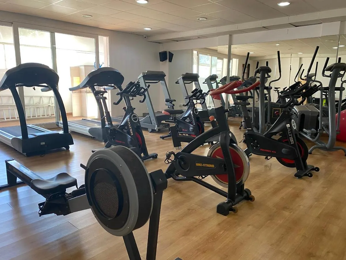 Hostel & Gym Relise - Albergue Juvenil Sant Lluís
